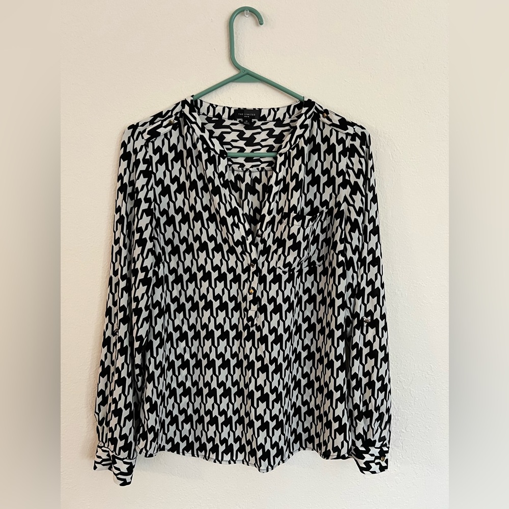 Black and White Top